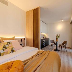 Deluxe Zimmer mit Kingsize-Bett